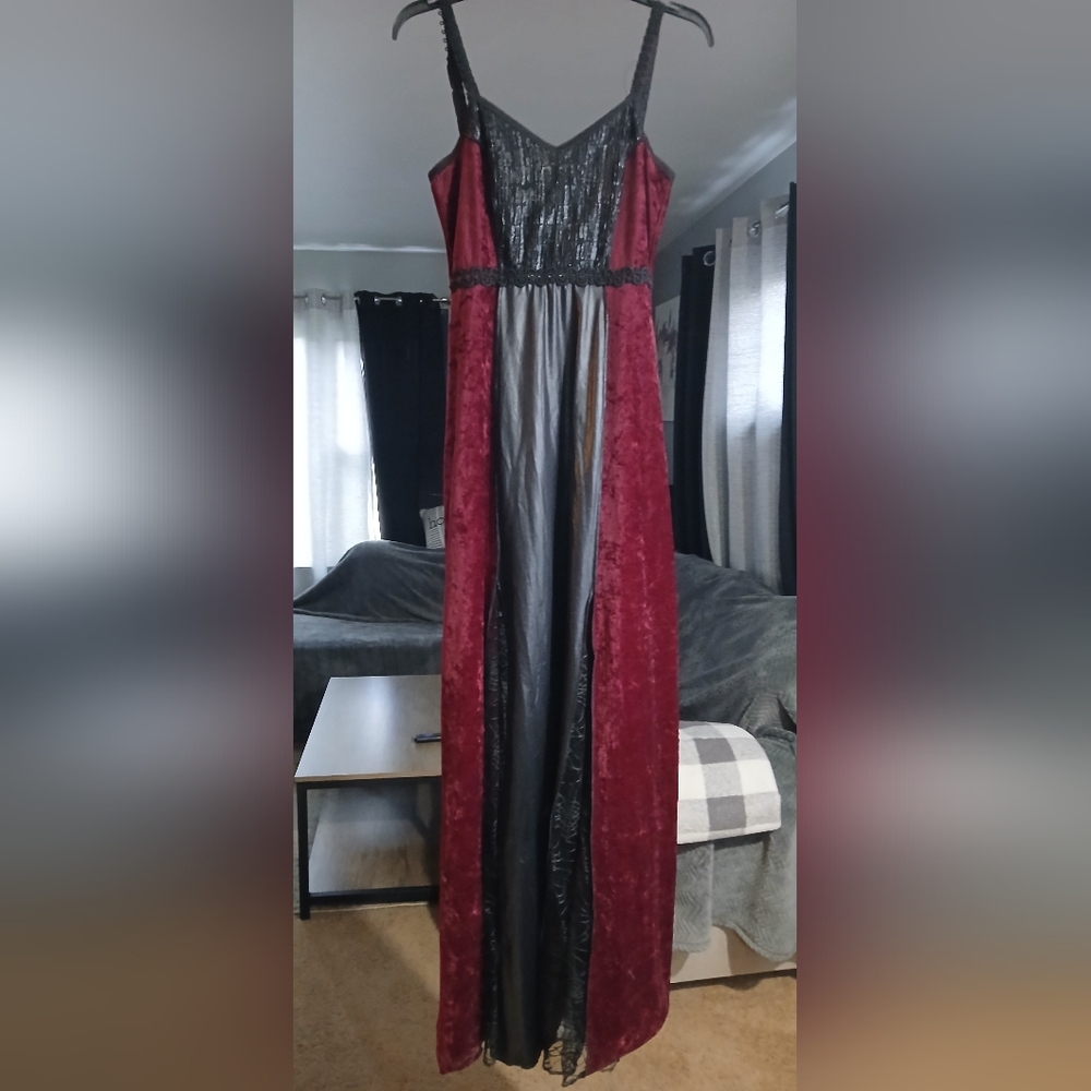 Gothic/Halloween Red and Black Gown